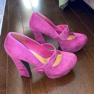 Call It Spring Suede Platform Shoe With Chunky Heel